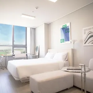 Апартаменты Uh Flat The Songdo